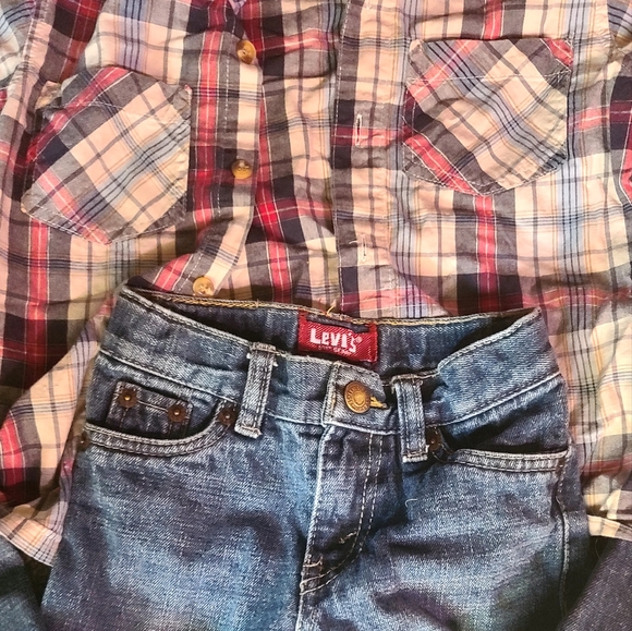 Levi's 3T & Buster Brown 4T boys outfit set - Picture 10 of 10
